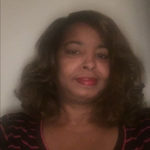 Meet your Posher, Debra